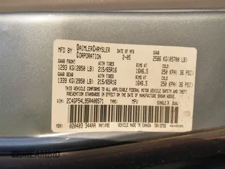 2005 Chrysler Town & Country Touring with VIN 2C4GP54L95R408571, listed as a IAAI auction lot 41792261 with 187,759 mi miles. Bid and sale history available at carsss.com. Image 9.