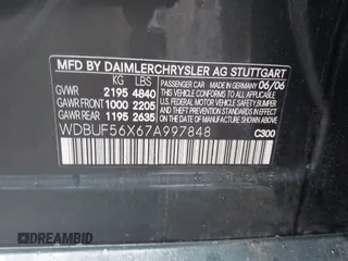 2007 Mercedes-Benz E 350 z VIN WDBUF56X67A997848, wystawiony jako IAAI lot #42318389 z przebiegiem 135 847 mil mil oraz . Historia ofert i sprzedaży dostępna na DreamBid. Obrazek 9.