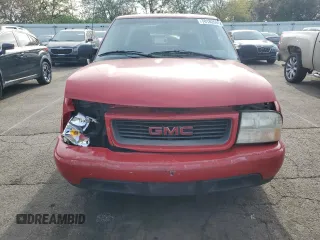 2000 GMC Sonoma SLS with VIN 1GTCS19W1Y8114591, listed as a Copart auction lot 70182694 with 182,093 mi miles and Salvage Title. Bid and sale history available at carsss.com. Image 5.