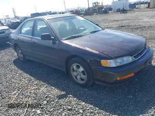 1997 Honda Accord Special Edition with VIN 1HGCD5600VA216259, listed as a IAAI auction lot 41856616 with 203,326 mi miles and . Bid and sale history available at carsss.com. Image 1.
