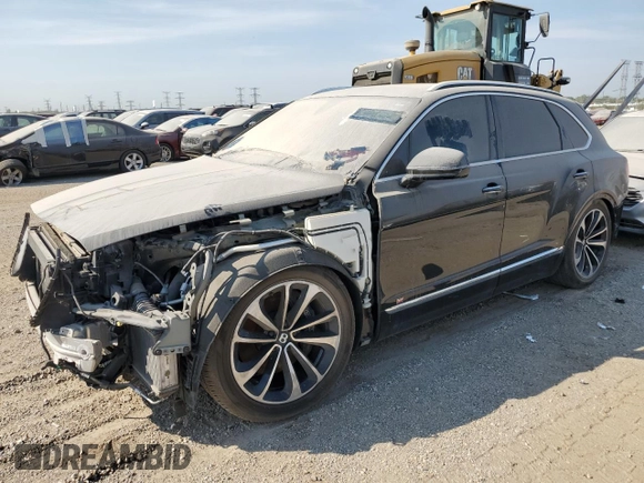 2017 Bentley Bentayga W12 z VIN SJAAC2ZV2HC013026, wystawiony jako Copart lot #72013144 z przebiegiem 43 428 mil mil oraz Szkoda całkowita • Salvage title. Historia ofert i sprzedaży dostępna na DreamBid. Obrazek 1.
