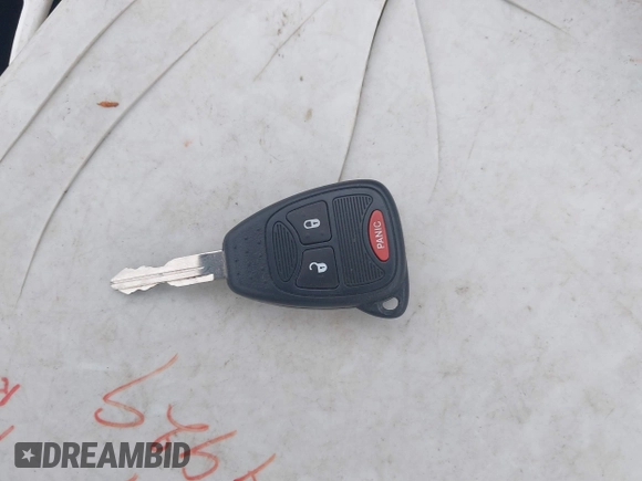 2006 Chrysler PT Cruiser z VIN 3A4FY48BX6T344005, wystawiony jako IAAI lot #41325470 z przebiegiem 40 522 mil mil oraz . Historia ofert i sprzedaży dostępna na DreamBid. Obrazek 11.