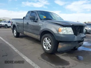 2008 Ford F-150 XL z VIN 1FTRF12278KE15536, wystawiony jako IAAI lot #42356265 z przebiegiem 260 420 mil mil oraz . Historia ofert i sprzedaży dostępna na DreamBid. Obrazek 1.