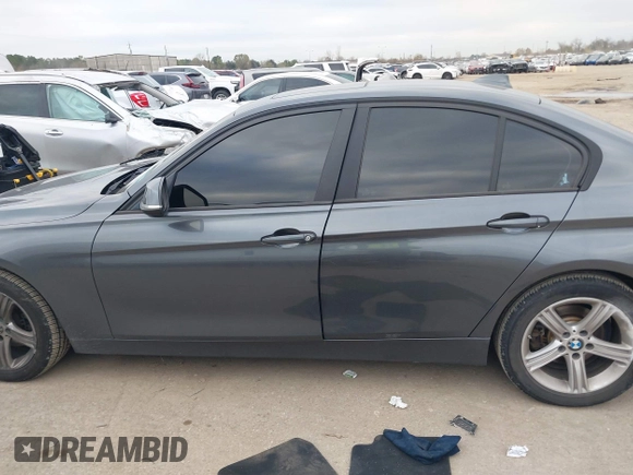 2015 BMW 3 Series 328i xDrive with VIN WBA3B5C56FF959868, listed as a IAAI auction lot 41219776 with 84,139 mi miles and . Bid and sale history available at DreamBid. Image 14.