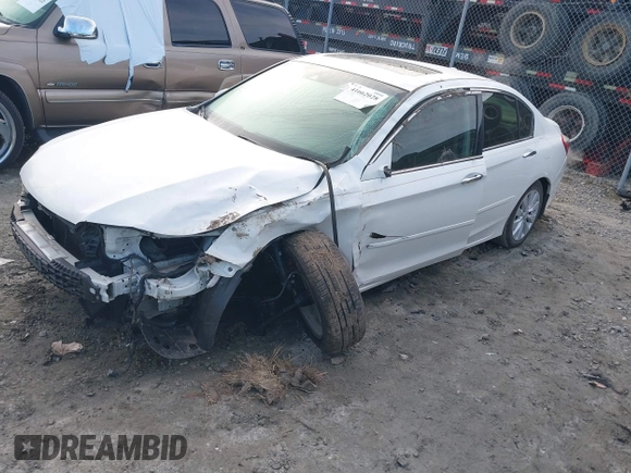 2013 Honda Accord Touring with VIN 1HGCR3F97DA040801, listed as a IAAI auction lot 41662028 with 177,589 mi miles and . Bid and sale history available at DreamBid. Image 2.