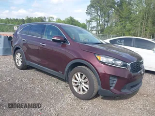 2019 Kia Sorento LX z VIN 5XYPGDA33KG554768, wystawiony jako IAAI lot #42044966 z przebiegiem 67 478 mil mil oraz . Historia ofert i sprzedaży dostępna na DreamBid. Obrazek 1.