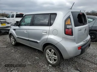 2010 Kia Soul + with VIN KNDJT2A29A7702804, listed as a Copart auction lot 88989345 with 178,690 mi miles and Salvage Title. Bid and sale history available at DreamBid. Image 2.