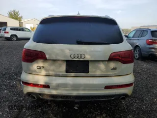 2013 Audi Q7 3.0L TDI Vorsprung Edition with VIN WA1WMCFE8DD003286, listed as a Copart auction lot 71130934 with 327,078 mi miles and Non Repairable. Bid and sale history available at carsss.com. Image 6.