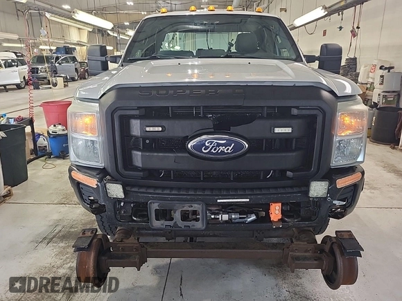 2011 Ford F-350 z VIN 1FD7X3B68BEC03720, wystawiony jako IAAI lot #42409023 z przebiegiem 332 380 mil mil oraz . Historia ofert i sprzedaży dostępna na DreamBid. Obrazek 66.