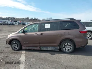 2020 Toyota Sienna XLE Auto Access Seat with VIN 5TDYZ3DCXLS050310, listed as a IAAI auction lot 41469930 with 77,370 mi miles and . Bid and sale history available at DreamBid. Image 14.