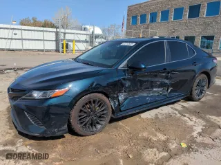 2020 Toyota Camry SE with VIN 4T1G11AK9LU346896, listed as a Copart auction lot 52213535 with 113,167 mi miles and Salvage Title. Bid and sale history available at carsss.com. Image 1.