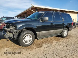 2005 Ford Expedition Special Service with VIN 1FMPU155X5LA16446, listed as a Copart auction lot 49267905 with 297,383 mi miles and Salvage Title. Bid and sale history available at carsss.com. Image 1.
