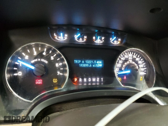 2012 Ford F-150 XL with VIN 1FTFW1EF5CKD45206, listed as a Copart auction lot 48471465 with 193,899 mi miles and Clean title. Bid and sale history available at DreamBid. Image 9.