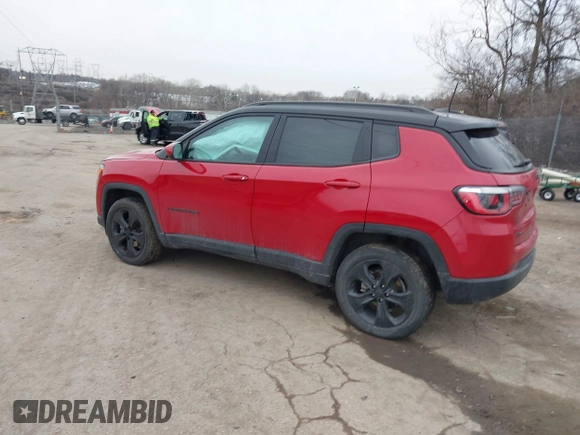 2018 Jeep Compass Latitude with VIN 3C4NJDBB2JT399488, listed as a IAAI auction lot 41553252 with 79,606 mi miles. Bid and sale history available at carsss.com. Image 3.