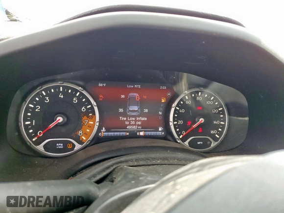 2018 Jeep Renegade Limited with VIN ZACCJADBXJPH49671, listed as a Copart auction lot 57353395 with 49,582 mi miles and Clean title. Bid and sale history available at DreamBid. Image 9.