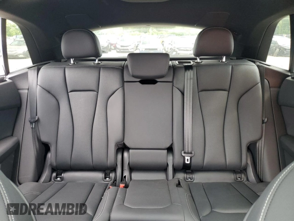 2020 Audi Q8 Prestige z VIN WA1FVAF16LD005292, wystawiony jako Copart lot #57674325 z przebiegiem 62 874 mil mil oraz Szkoda całkowita • Salvage title. Historia ofert i sprzedaży dostępna na DreamBid. Obrazek 10.