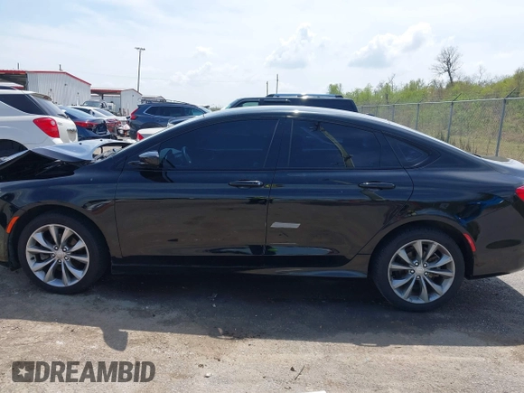 2015 Chrysler 200 S with VIN 1C3CCCBB8FN681822, listed as a IAAI auction lot 41885183 with 123,640 mi miles and . Bid and sale history available at DreamBid. Image 14.