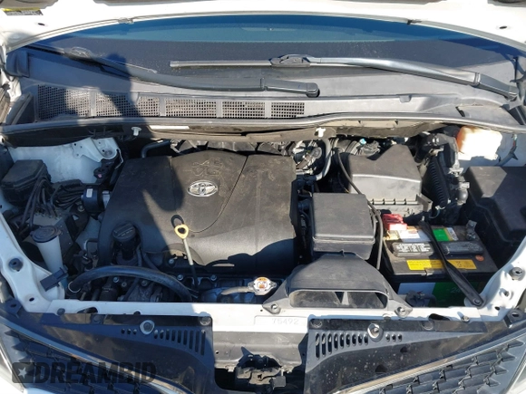 2018 Toyota Sienna SE with VIN 5TDXZ3DC9JS958563, listed as a IAAI auction lot 41650952 with 127,636 mi miles and . Bid and sale history available at DreamBid. Image 10.