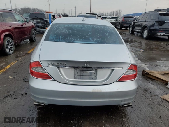 2009 Mercedes-Benz CLS-Class 5.5L with VIN WDDDJ72X69A141704, listed as a Copart auction lot 43817985 with 132,332 mi miles and Clean Title. Bid and sale history available at carsss.com. Image 6.