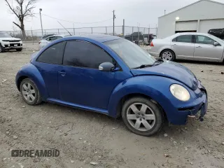 2007 Volkswagen New Beetle Coupe with VIN 3VWRW31C17M519322, listed as a Copart auction lot 84046644 with 144,269 mi miles and Clean Title. Bid and sale history available at carsss.com. Image 4.