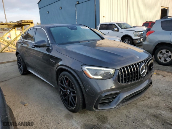 2020 Mercedes-Benz GLC with VIN WDC0J8KB5LF744831, listed as a Copart auction lot 85045494 with 43,739 mi miles and Salvage Title. Bid and sale history available at carsss.com. Image 4.
