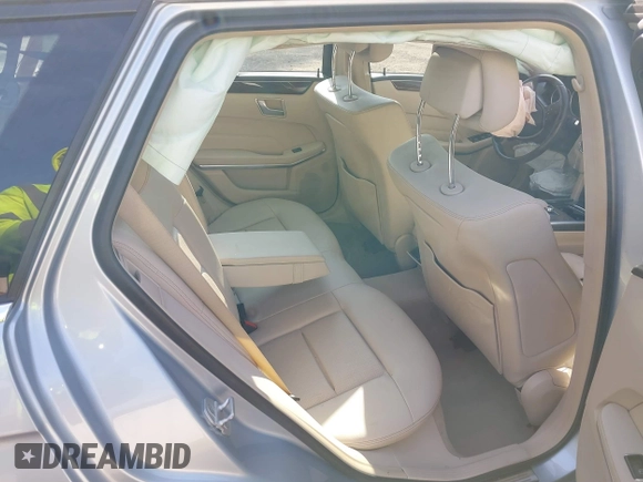 2016 Mercedes-Benz E-Class E 350 Luxury with VIN WDDHH8JB9GB233941, listed as a IAAI auction lot 41184353 with 79,303 mi miles. Bid and sale history available at carsss.com. Image 8.