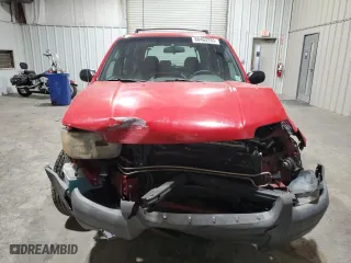 2001 Ford Escape XLS with VIN 1FMYU01181KD99269, listed as a Copart auction lot 88463335 with 217,537 mi miles and Salvage Title. Bid and sale history available at carsss.com. Image 5.