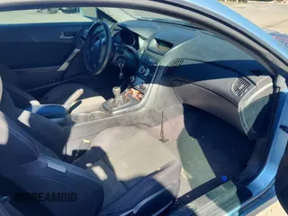 2010 Hyundai Genesis Coupe z VIN KMHHT6KD8AU031970, wystawiony jako Copart lot #46570575 z przebiegiem 102 783 mil mil oraz Czysty tytuł • Clean title. Historia ofert i sprzedaży dostępna na DreamBid. Obrazek 8.