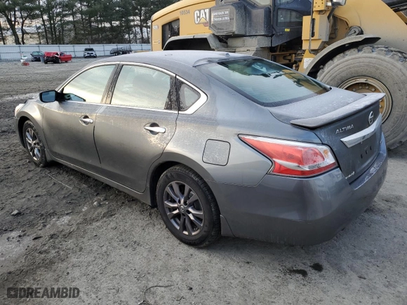 2015 Nissan Altima 2.5 S with VIN 1N4AL3AP3FN921056, listed as a Copart auction lot 44330675 with 236,832 mi miles and Salvage Title. Bid and sale history available at carsss.com. Image 2.