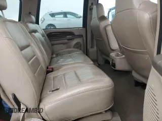 2003 Ford Excursion Limited z VIN 1FMSU43P53EC07516, wystawiony jako Copart lot #45901835 z przebiegiem 171 329 mil mil oraz Szkoda całkowita • Salvage title. Historia ofert i sprzedaży dostępna na DreamBid. Obrazek 11.