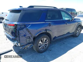 2022 Nissan Pathfinder SV with VIN 5N1DR3BAXNC239233, listed as a IAAI auction lot 41858513 with 32,632 mi miles and . Bid and sale history available at DreamBid. Image 4.