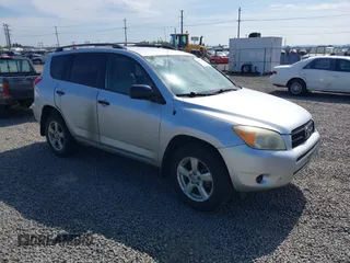 2006 Toyota RAV4 with VIN JTMZD33V965027925, listed as a IAAI auction lot 42084713 with 209,994 mi miles. Bid and sale history available at carsss.com. Image 1.