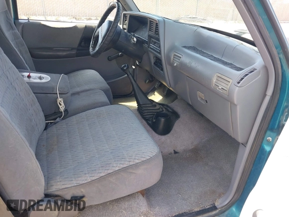 1994 Ford Ranger Splash with VIN 1FTCR10A5RPA45781, listed as a IAAI auction lot 42087365 with 8,369 mi miles. Bid and sale history available at carsss.com. Image 5.
