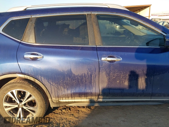 2017 Nissan Rogue SV with VIN JN8AT2MTXHW130635, listed as a IAAI auction lot 41334028 with 159,199 mi miles and . Bid and sale history available at DreamBid. Image 14.