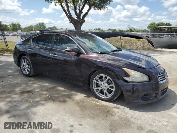 2014 Nissan Maxima SV z VIN 1N4AA5AP1EC439990, wystawiony jako Copart lot #53460495 z przebiegiem 145 277 mil mil oraz Szkoda całkowita • Salvage title. Historia ofert i sprzedaży dostępna na DreamBid. Obrazek 4.