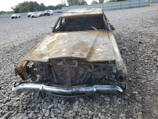 1979 Lincoln Continental with VIN 9Y82S766461, listed as a Copart auction lot 72346644 with Not Provided miles and Salvage Title. Bid and sale history available at DreamBid. Image 5.