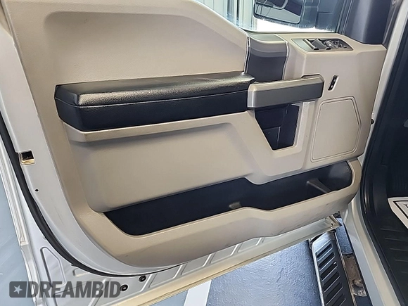 2017 Ford F-150 XL с VIN 1FTEW1EP0HKC39676, выставлен на аукционе IAAI как лот 42598888 с пробегом 143 620 миль миль и . История ставок и продаж доступна на DreamBid. Изображение 5.