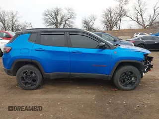 2023 Jeep Compass Trailhawk with VIN 3C4NJDDN8PT551998, listed as a IAAI auction lot 41188039 with 6,531 mi miles and . Bid and sale history available at DreamBid. Image 14.