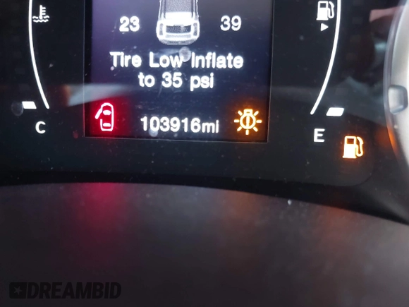2018 Jeep Renegade Latitude with VIN ZACCJBBB7JPH12067, listed as a IAAI auction lot 42050297 with 103,916 mi miles and . Bid and sale history available at carsss.com. Image 16.