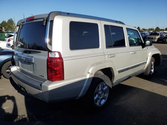 2008 Jeep Commander Limited with VIN 1J8HG582X8C200842, listed as a Copart auction lot 68732374 with 249,654 mi miles and Salvage Title. Bid and sale history available at carsss.com. Image 3.