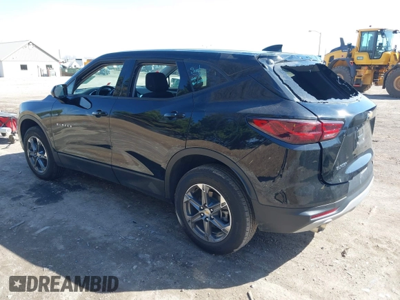 2023 Chevrolet Blazer LT z VIN 3GNKBCR43PS113400, wystawiony jako IAAI lot #41829908 z przebiegiem 22 858 mil mil oraz . Historia ofert i sprzedaży dostępna na DreamBid. Obrazek 3.
