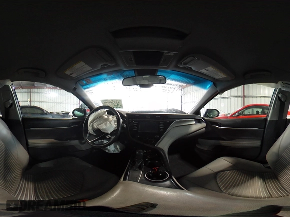 2018 Toyota Camry LE z VIN 4T1B11HK8JU517019, wystawiony jako IAAI lot #42220646 z przebiegiem 98 924 mil mil oraz . Historia ofert i sprzedaży dostępna na DreamBid. Obrazek 17.