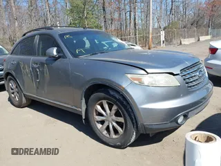 2008 Infiniti FX35 with VIN JNRAS08W68X202805, listed as a IAAI auction lot 41908721 with 204,061 mi miles. Bid and sale history available at carsss.com. Image 1.