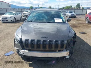 2018 Jeep Cherokee Latitude with VIN 1C4PJMCX3JD512650, listed as a IAAI auction lot 42609914 with 128,791 mi miles and . Bid and sale history available at DreamBid. Image 13.