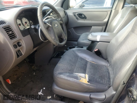 2002 Ford Escape XLS Choice z VIN 1FMYU01102KC91021, wystawiony jako Copart lot #47584065 z przebiegiem 211 589 mil mil oraz Czysty tytuł • Clean title. Historia ofert i sprzedaży dostępna na DreamBid. Obrazek 7.