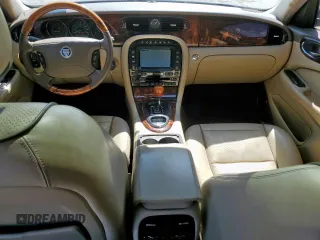 2008 Jaguar XJ with VIN SAJWA79B08SH23050, listed as a Copart auction lot 47886605 with 55,463 mi miles and Salvage Title. Bid and sale history available at carsss.com. Image 8.