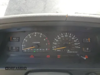 1989 Toyota Pickup с VIN JT4RN93SXK5002435, выставлен на аукционе Copart как лот 55853975 с пробегом 69 780 миль миль и Чистый • Clean title. История ставок и продаж доступна на DreamBid. Изображение 9.