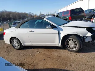 2009 Chrysler Sebring Touring with VIN 1C3LC55D09N516599, listed as a IAAI auction lot 41925339 with 164,248 mi miles and . Bid and sale history available at DreamBid. Image 14.