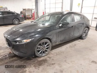 2021 Mazda Mazda3 Hatchback Preferred with VIN JM1BPBLL2M1402821, listed as a IAAI auction lot 41068897 with 75,271 mi miles. Bid and sale history available at carsss.com. Image 18.