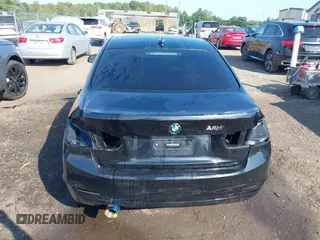 2013 BMW 3 Series 328i xDrive z VIN WBA3B5G57DNS05892, wystawiony jako IAAI lot #42560892 z przebiegiem 141 676 mil mil oraz . Historia ofert i sprzedaży dostępna na DreamBid. Obrazek 17.